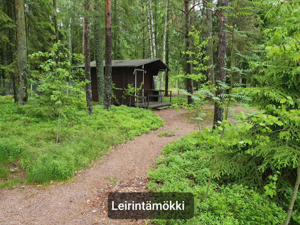 Готель Hamina Camping Pitkaethiekat Екстер'єр фото
